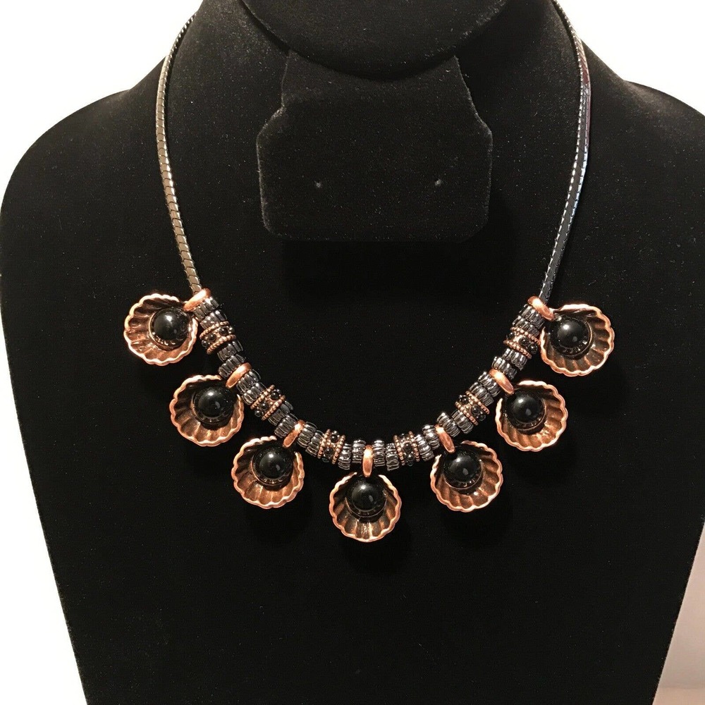 Giles and Brother Necklace Shells Collar Chain Giles & Brother Hermatite